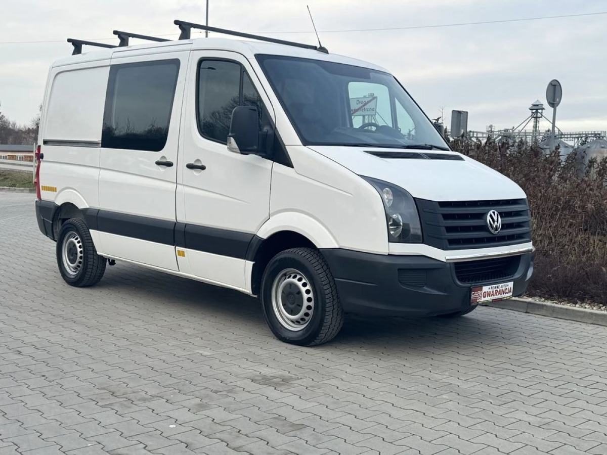 Volkswagen Crafter Volkswagen 2.0 TDI 140 KM Klimatyzacja HAK - Furgão: foto 4 Volkswagen Crafter Volkswagen 2.0 TDI 140 KM Klimatyzacja HAK - Furgão: foto 4