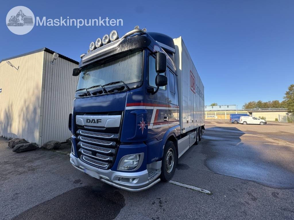 DAF FAS XF530Z - Camião furgão: foto 1 DAF FAS XF530Z - Camião furgão: foto 1