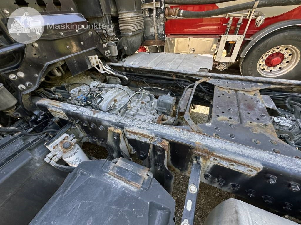 Camião chassi DAF XF 510: foto 39
