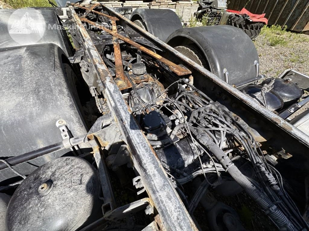 Camião chassi DAF XF 510: foto 27