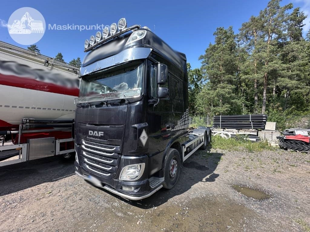 DAF XF 510 - Camião chassi: foto 1 DAF XF 510 - Camião chassi: foto 1