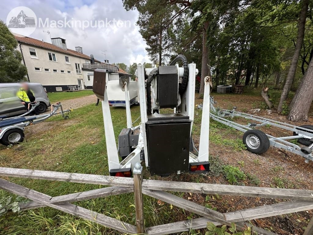 Dino 180 T - Plataforma de elevaçao rebocável: foto 5 Dino 180 T - Plataforma de elevaçao rebocável: foto 5