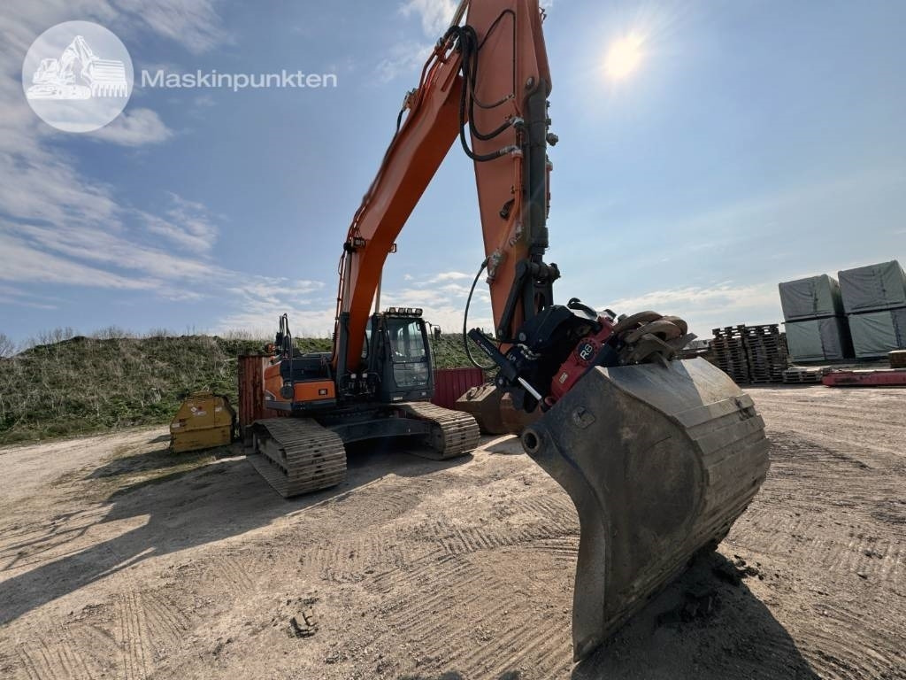 Doosan DX 255 LC-5 - Escavadora de rastos: foto 1 Doosan DX 255 LC-5 - Escavadora de rastos: foto 1