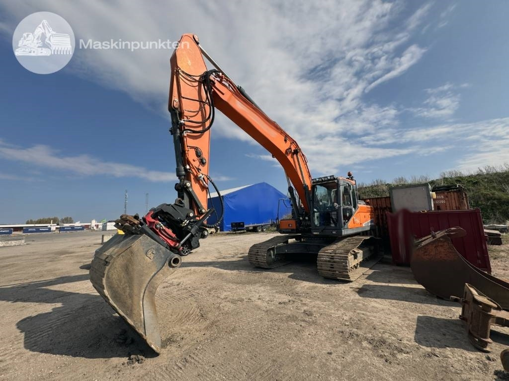 Doosan DX 255 LC-5 - Escavadora de rastos: foto 1 Doosan DX 255 LC-5 - Escavadora de rastos: foto 1