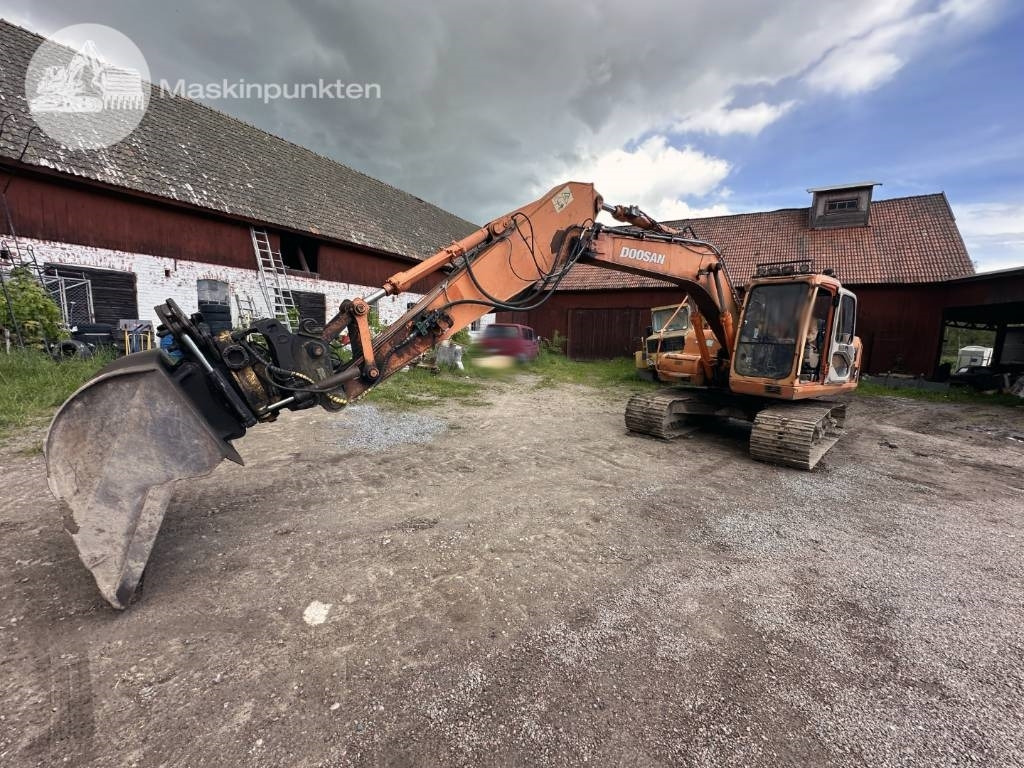 Doosan Solar 140 LC V - Escavadora de rastos: foto 3 Doosan Solar 140 LC V - Escavadora de rastos: foto 3