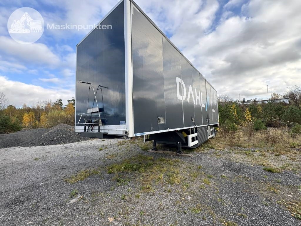 HFR 1 axlad semitrailer med truck! - Semi-reboque furgão: foto 2 HFR 1 axlad semitrailer med truck! - Semi-reboque furgão: foto 2