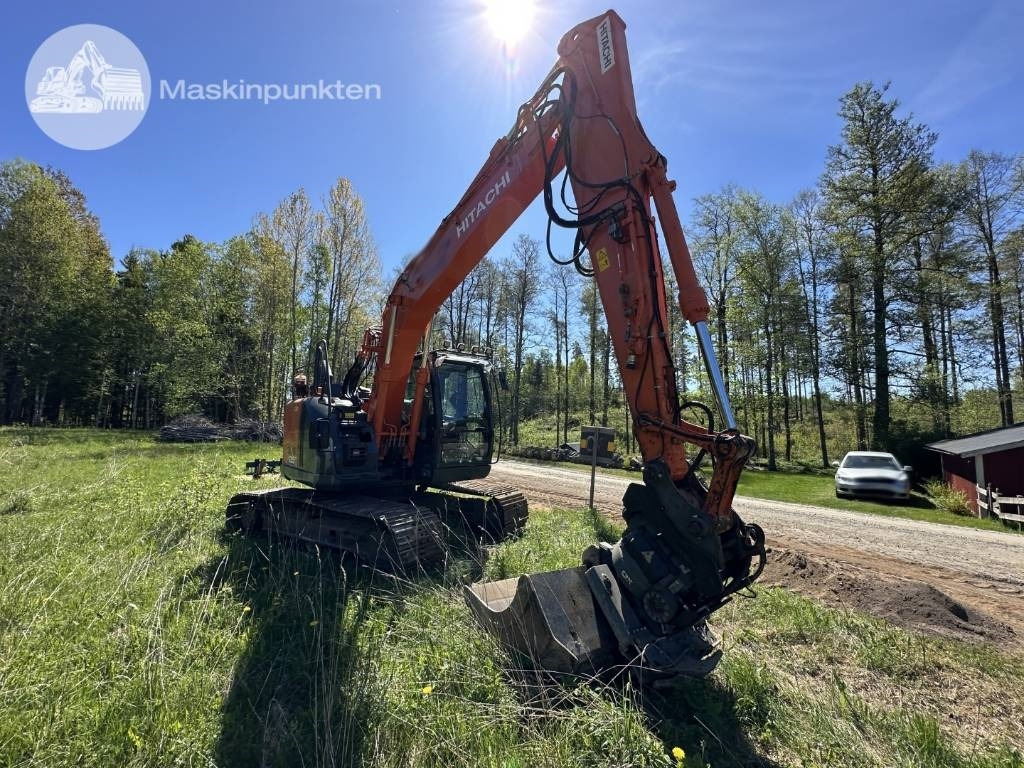 Hitachi ZX 135 US-6 - Escavadora de rastos: foto 1 Hitachi ZX 135 US-6 - Escavadora de rastos: foto 1
