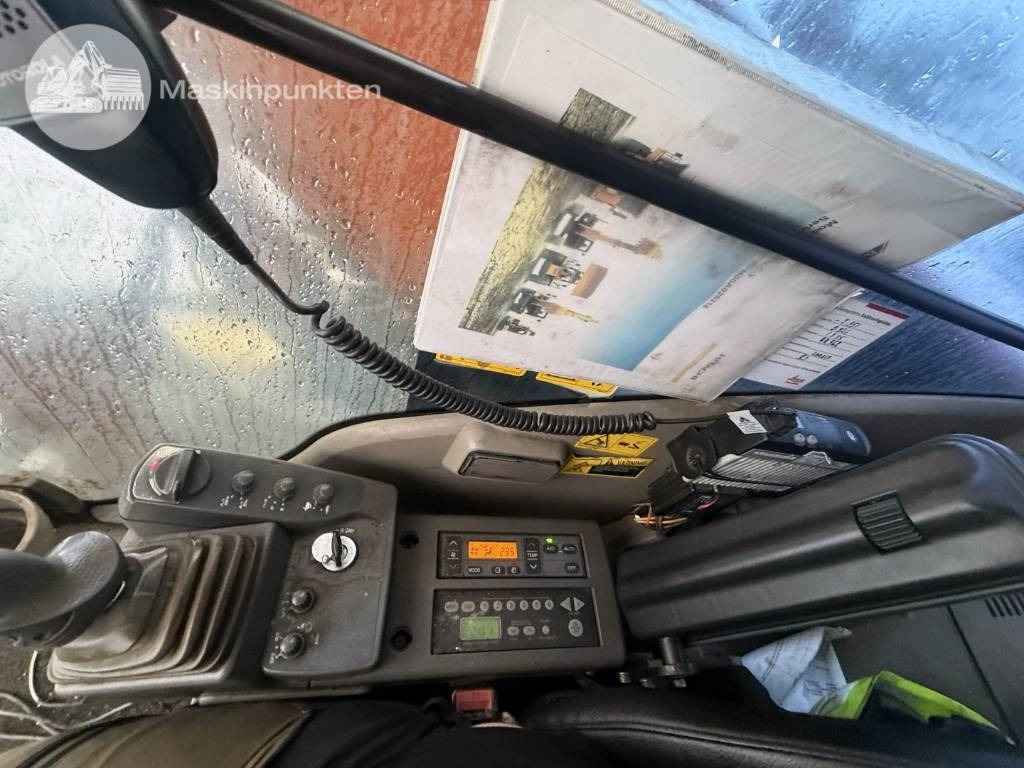 Escavadora de rastos Hitachi ZX 250 LC-3: foto 31