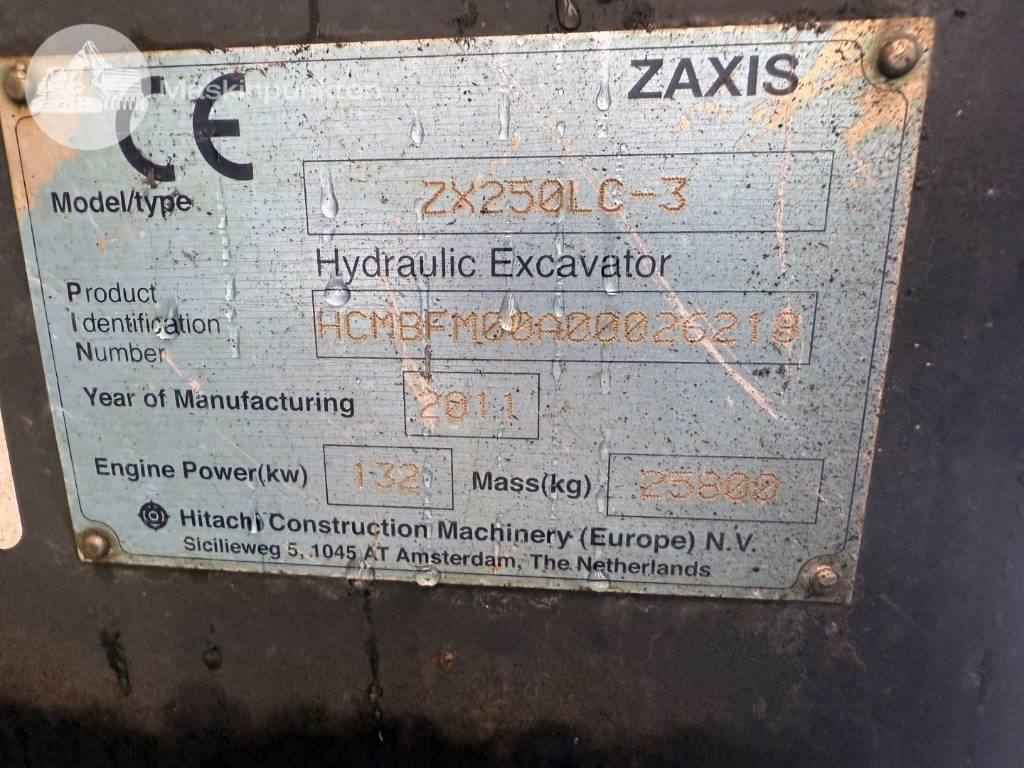 Escavadora de rastos Hitachi ZX 250 LC-3: foto 10