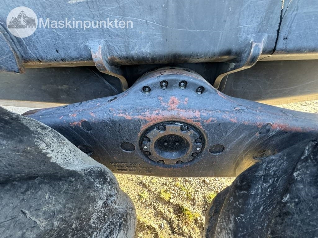 Harvester John Deere 1270 E: foto 21
