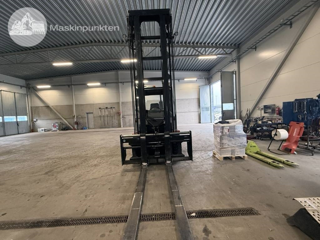 Kalmar DCE 80-6 - Empilhadeira a diesel: foto 3 Kalmar DCE 80-6 - Empilhadeira a diesel: foto 3