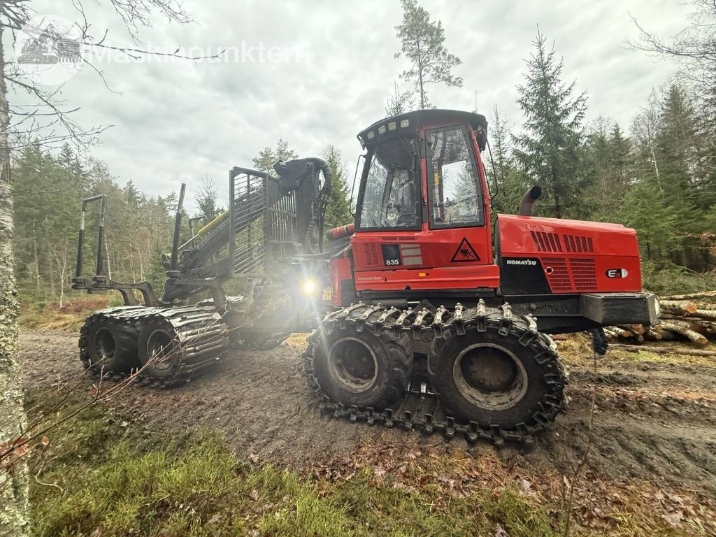 Komatsu 835 - Forwarder: foto 4 Komatsu 835 - Forwarder: foto 4