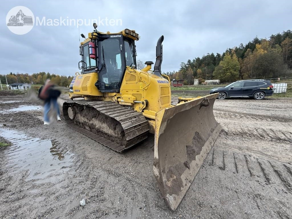 Komatsu D 51 Pxi-24EO - Buldôzer: foto 3 Komatsu D 51 Pxi-24EO - Buldôzer: foto 3