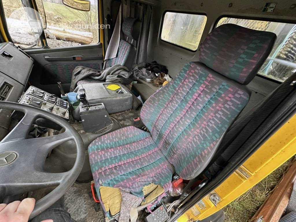 Camião polibenne Mercedes-Benz 1117 L: foto 17