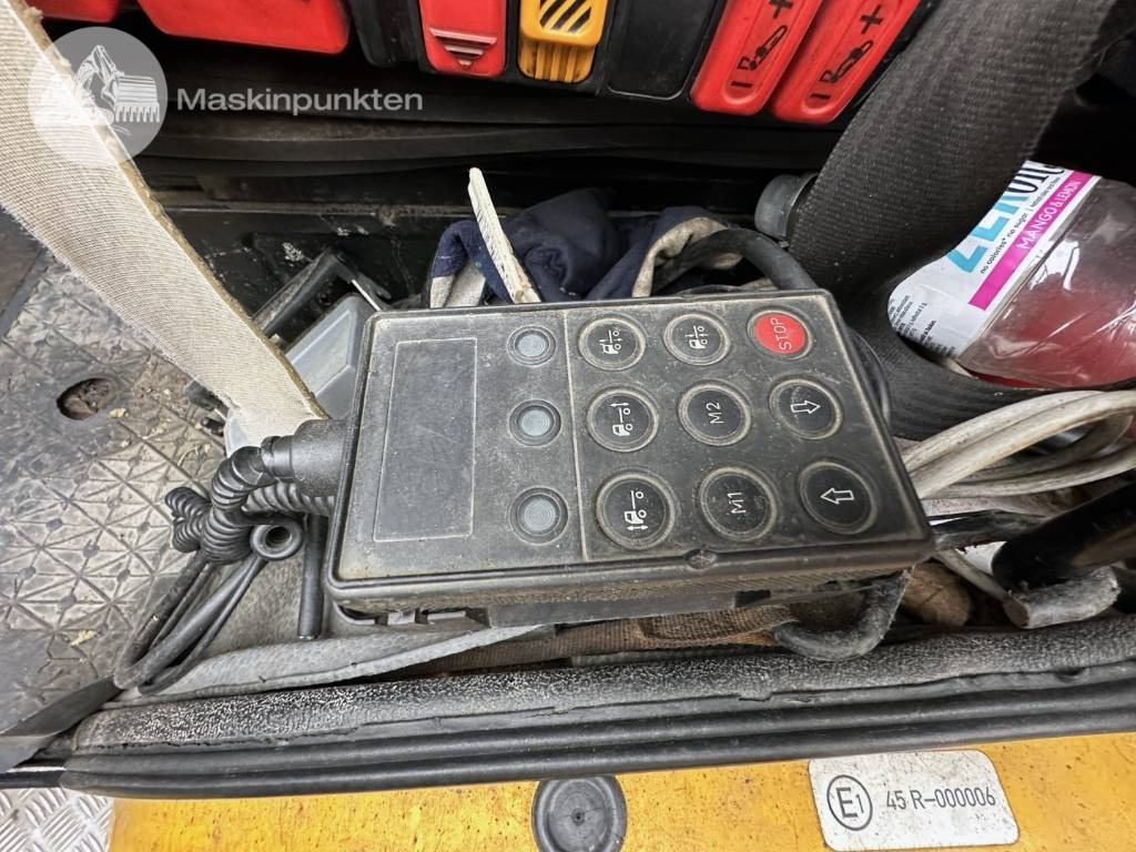 Camião polibenne Mercedes-Benz 1117 L: foto 13