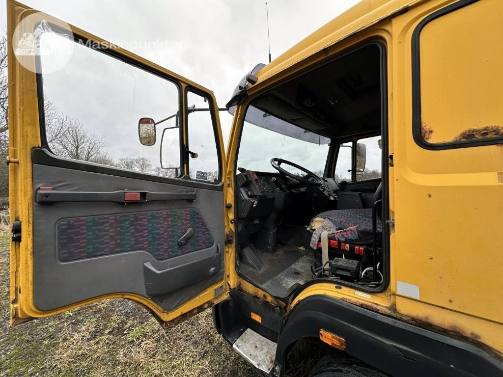 Camião polibenne Mercedes-Benz 1117 L: foto 11