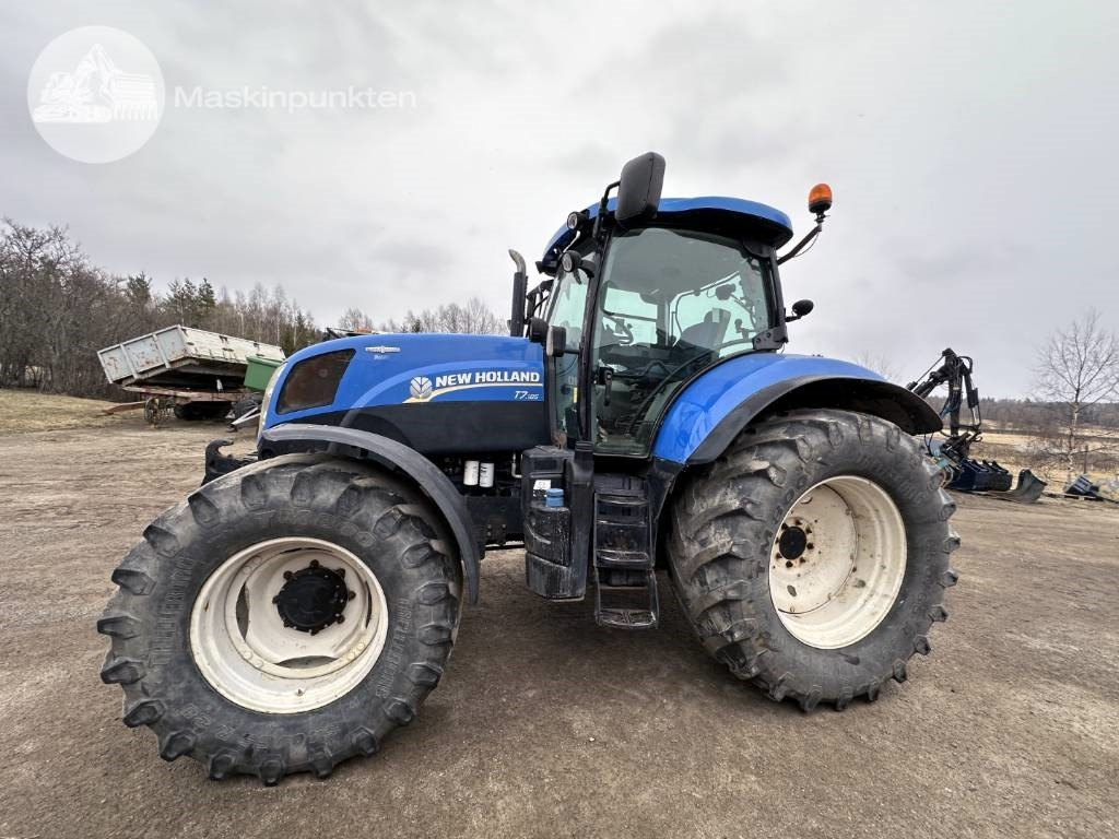 New Holland T 7.185 - Trator: foto 2 New Holland T 7.185 - Trator: foto 2