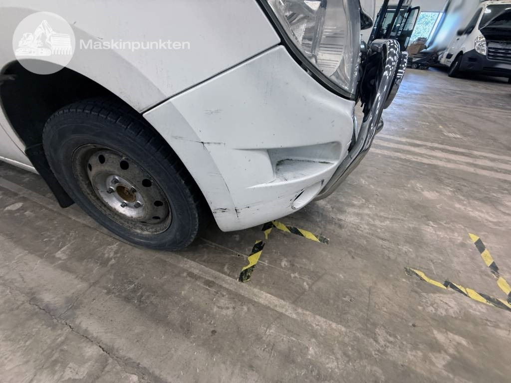 Leasing de Renault Master 150 DCI  Renault Master 150 DCI: foto 43