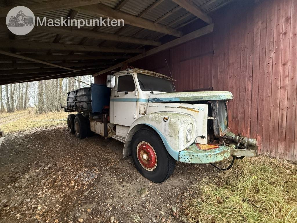 Scania LS 76 kranbil - Camião grua: foto 1 Scania LS 76 kranbil - Camião grua: foto 1