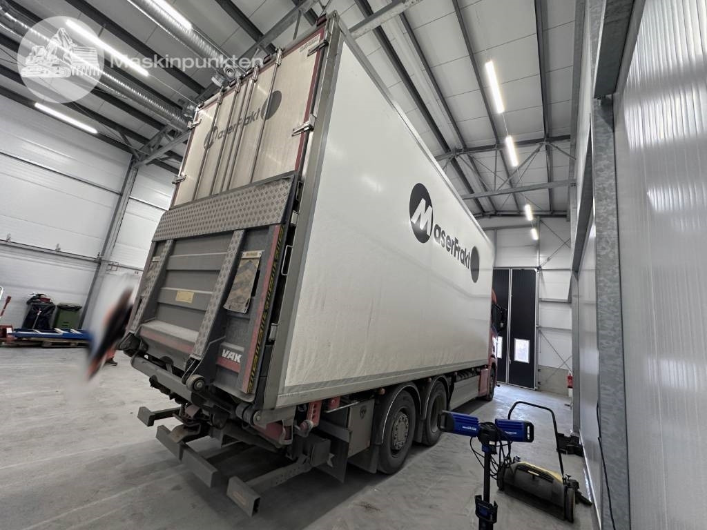 Scania R 520 - Camião frigorífico: foto 5 Scania R 520 - Camião frigorífico: foto 5
