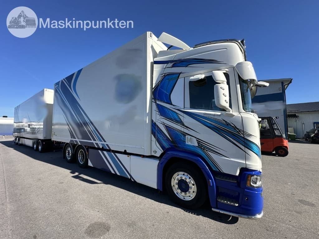 Scania R 520 - Camião furgão: foto 3 Scania R 520 - Camião furgão: foto 3