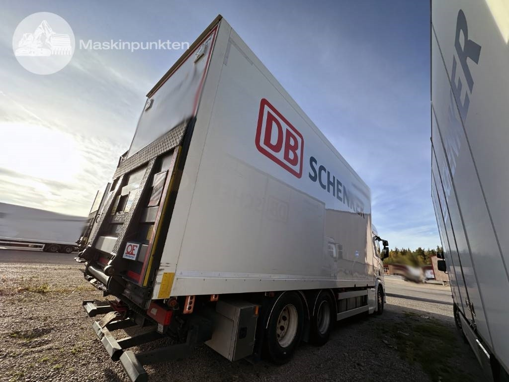 Scania R 580 - Camião furgão: foto 5 Scania R 580 - Camião furgão: foto 5