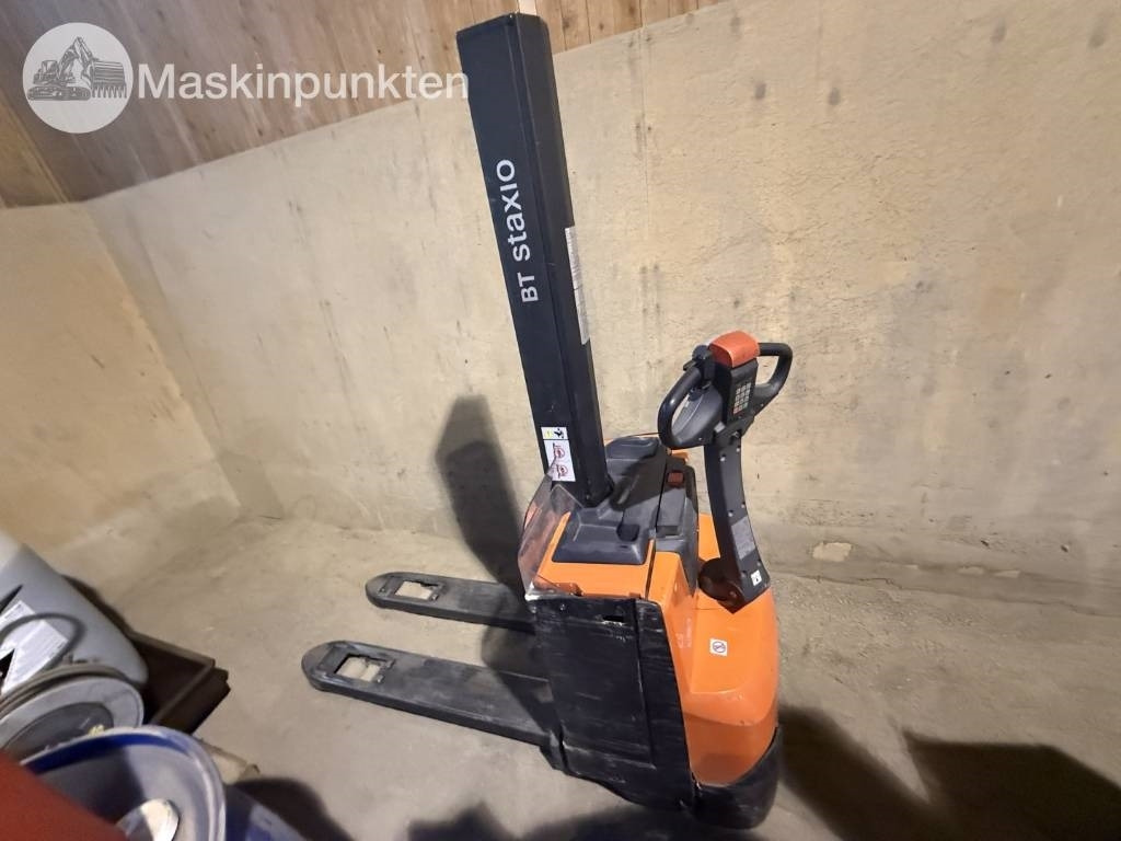 Toyota BT SWE 160 L - Empilhadeira elétrica: foto 3 Toyota BT SWE 160 L - Empilhadeira elétrica: foto 3