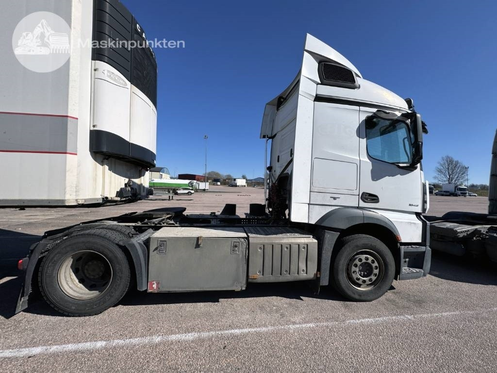 Mercedes-Benz Actros 1843 - Tractor: foto 2 Mercedes-Benz Actros 1843 - Tractor: foto 2
