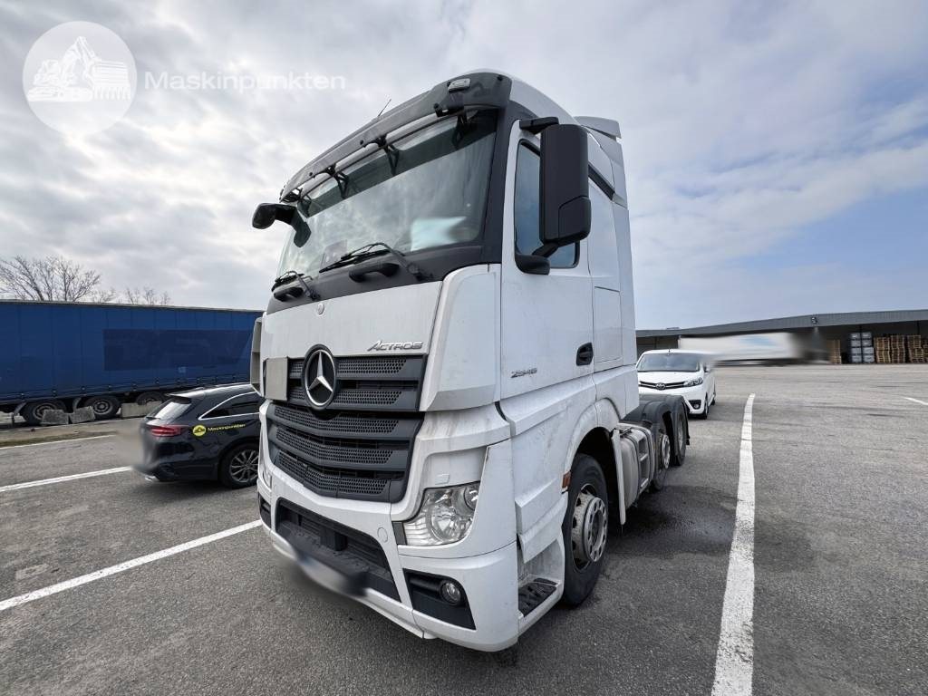 Mercedes-Benz Actros 2545 - Tractor: foto 1 Mercedes-Benz Actros 2545 - Tractor: foto 1