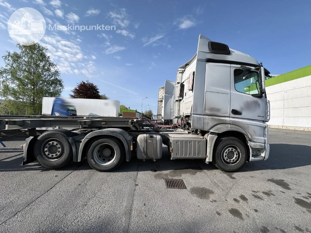 Mercedes-Benz Actros 2545 - Tractor: foto 4 Mercedes-Benz Actros 2545 - Tractor: foto 4