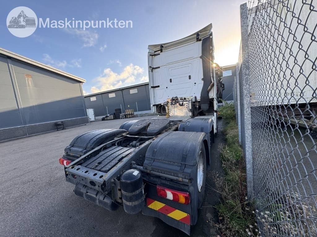 Mercedes-Benz Actros 963-4-D - Tractor: foto 3 Mercedes-Benz Actros 963-4-D - Tractor: foto 3