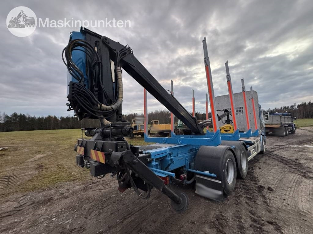 Volvo F 16 - Camião de transporte de madeira: foto 4 Volvo F 16 - Camião de transporte de madeira: foto 4