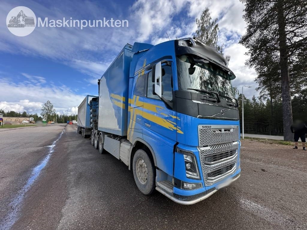 Volvo FH 16 750 - Camião de caixa aberta/ Plataforma, Camião grua: foto 4 Volvo FH 16 750 - Camião de caixa aberta/ Plataforma, Camião grua: foto 4
