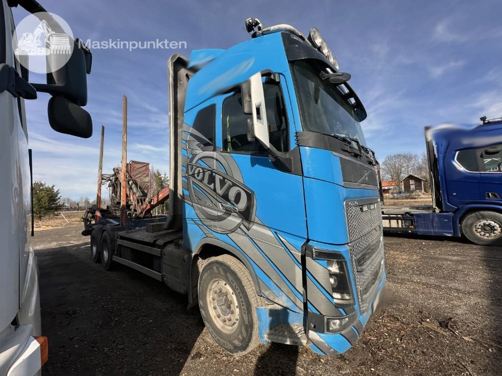 Volvo FH 16 750 - Camião de transporte de madeira: foto 1 Volvo FH 16 750 - Camião de transporte de madeira: foto 1