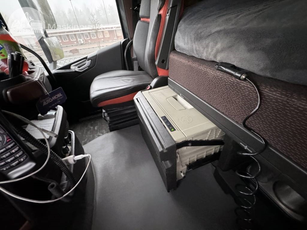 Camião basculante Volvo FH 16 750: foto 44