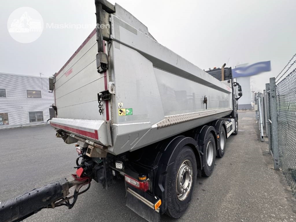 Volvo FH 16 750 - Camião basculante: foto 4 Volvo FH 16 750 - Camião basculante: foto 4