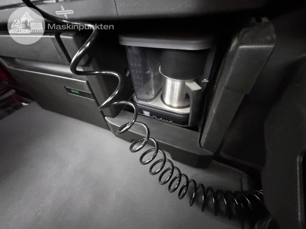 Camião basculante Volvo FH 16 750: foto 45