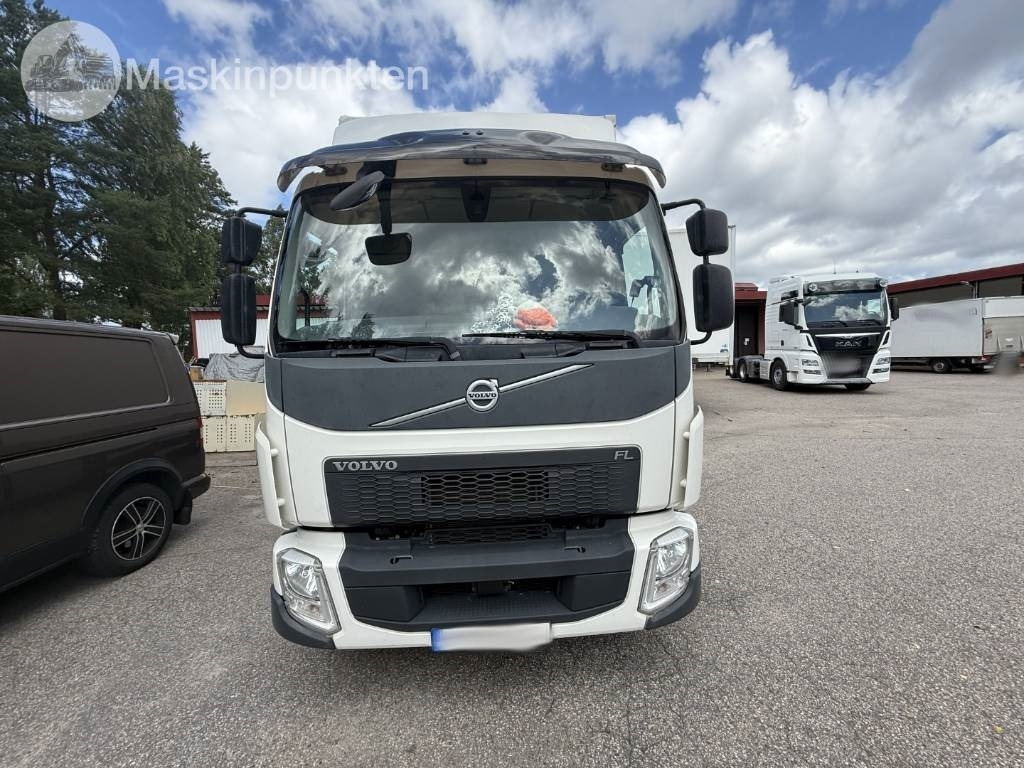 Volvo FL 210 - Camião furgão: foto 2 Volvo FL 210 - Camião furgão: foto 2