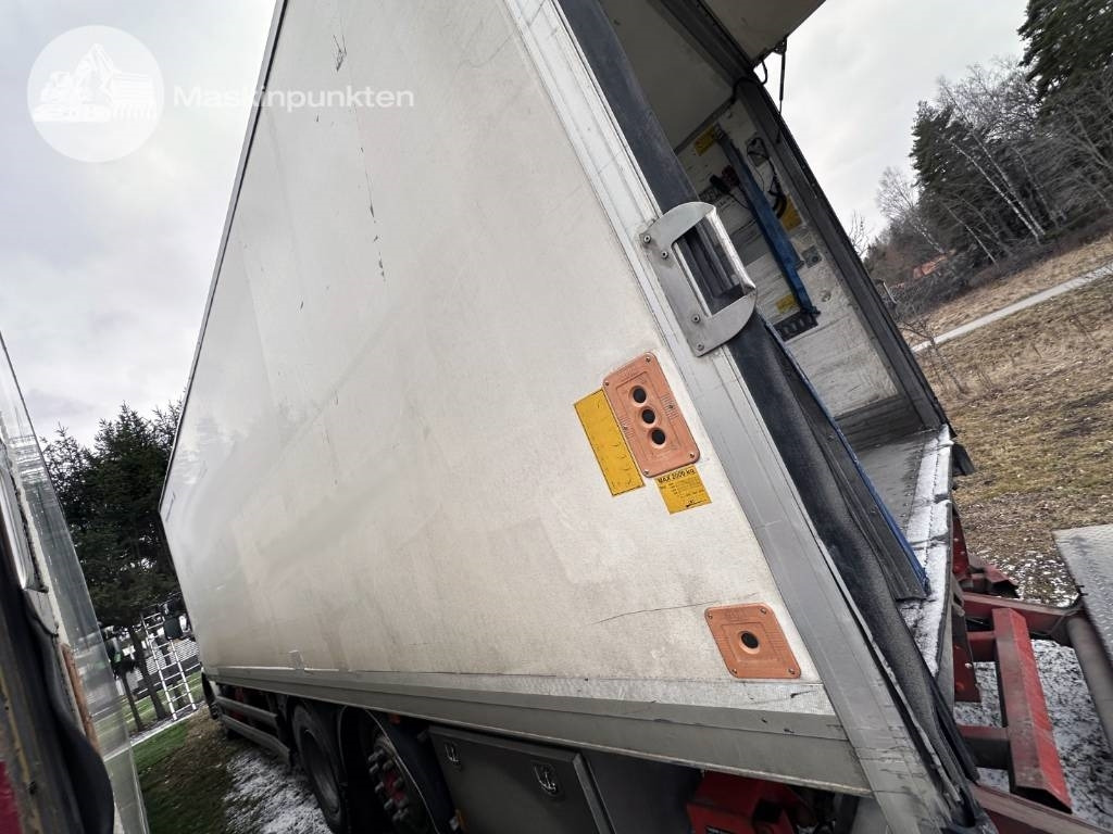 Camião frigorífico Volvo FL 240: foto 8