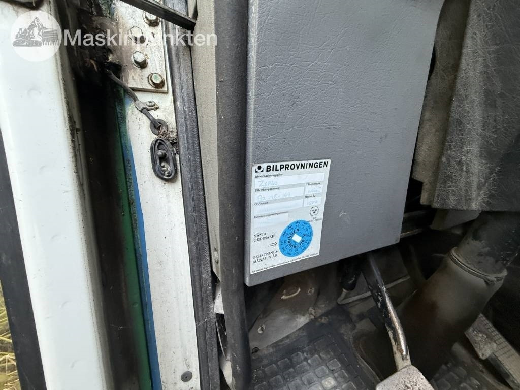 Camião basculante Volvo FL 611: foto 46