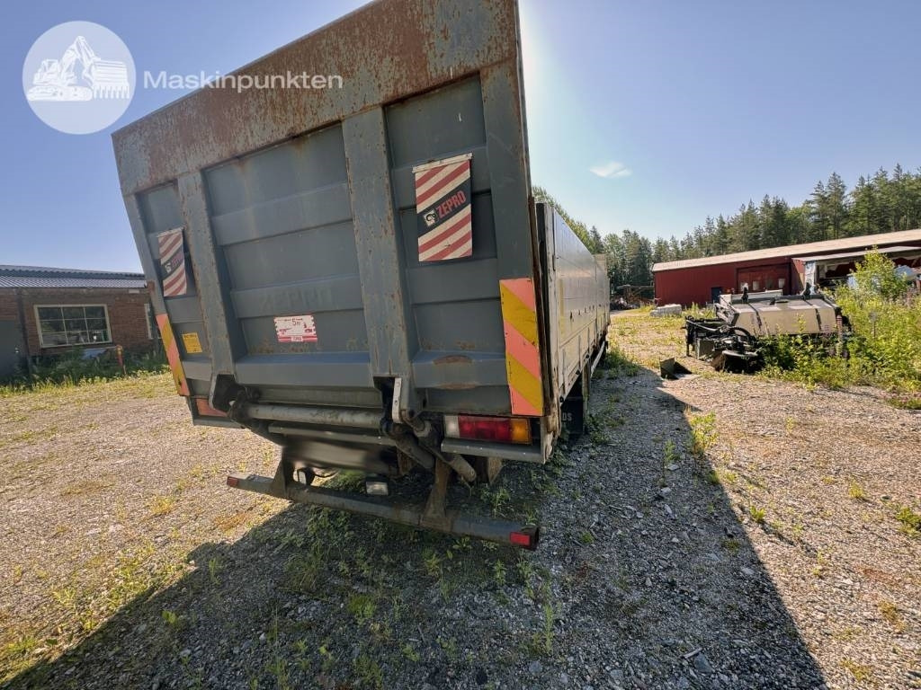 Volvo FL 614 - Camião grua: foto 4 Volvo FL 614 - Camião grua: foto 4