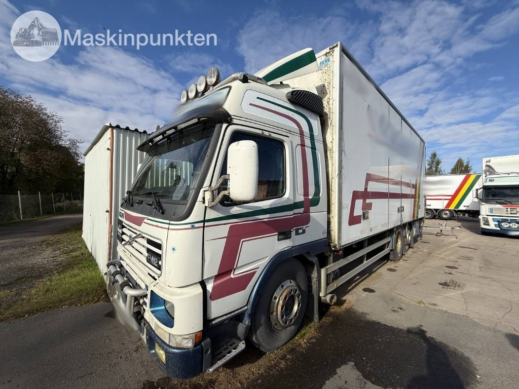 Volvo FM 12 - Camião furgão: foto 1 Volvo FM 12 - Camião furgão: foto 1