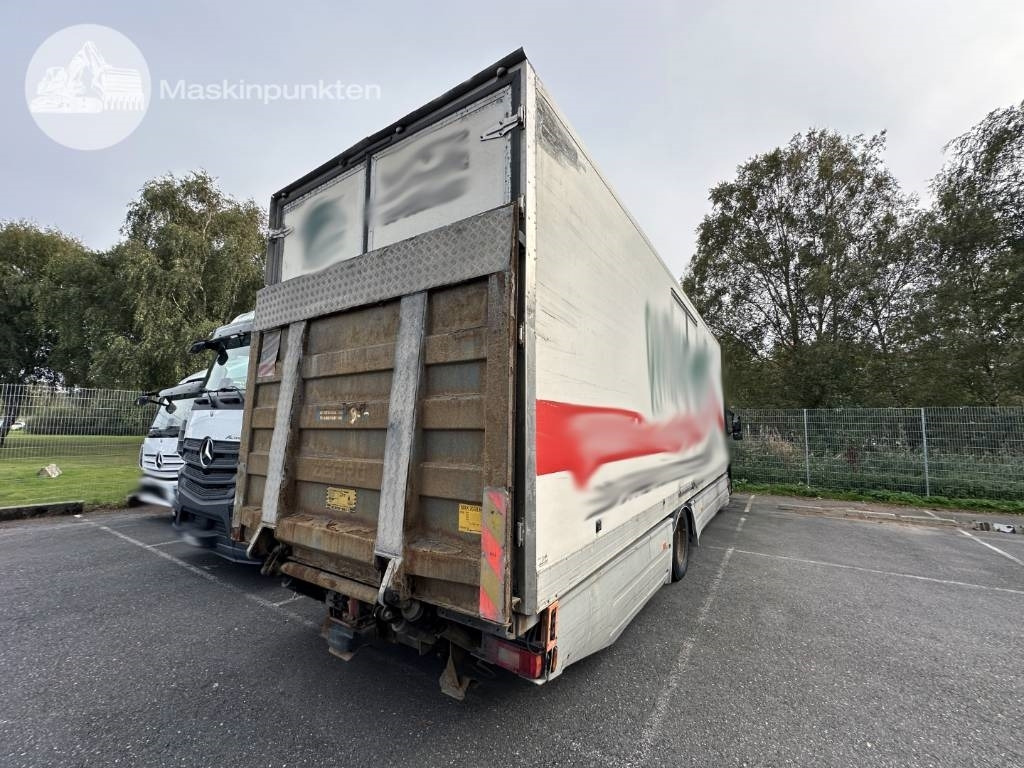 Volvo FM 9 300 - Camião furgão: foto 4 Volvo FM 9 300 - Camião furgão: foto 4