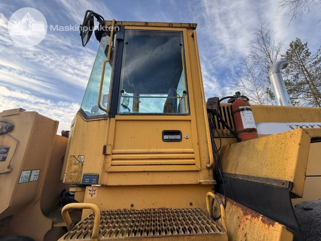 Leasing de Volvo L 120 C  Volvo L 120 C: foto 9