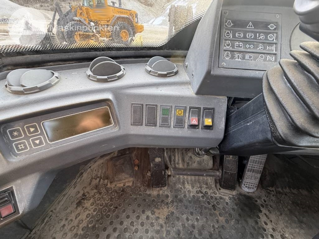 Leasing de Volvo L 120 C  Volvo L 120 C: foto 18