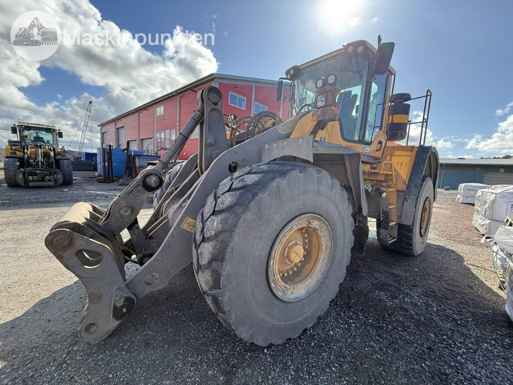 Volvo L 180 F - Pá carregadora de rodas: foto 1 Volvo L 180 F - Pá carregadora de rodas: foto 1