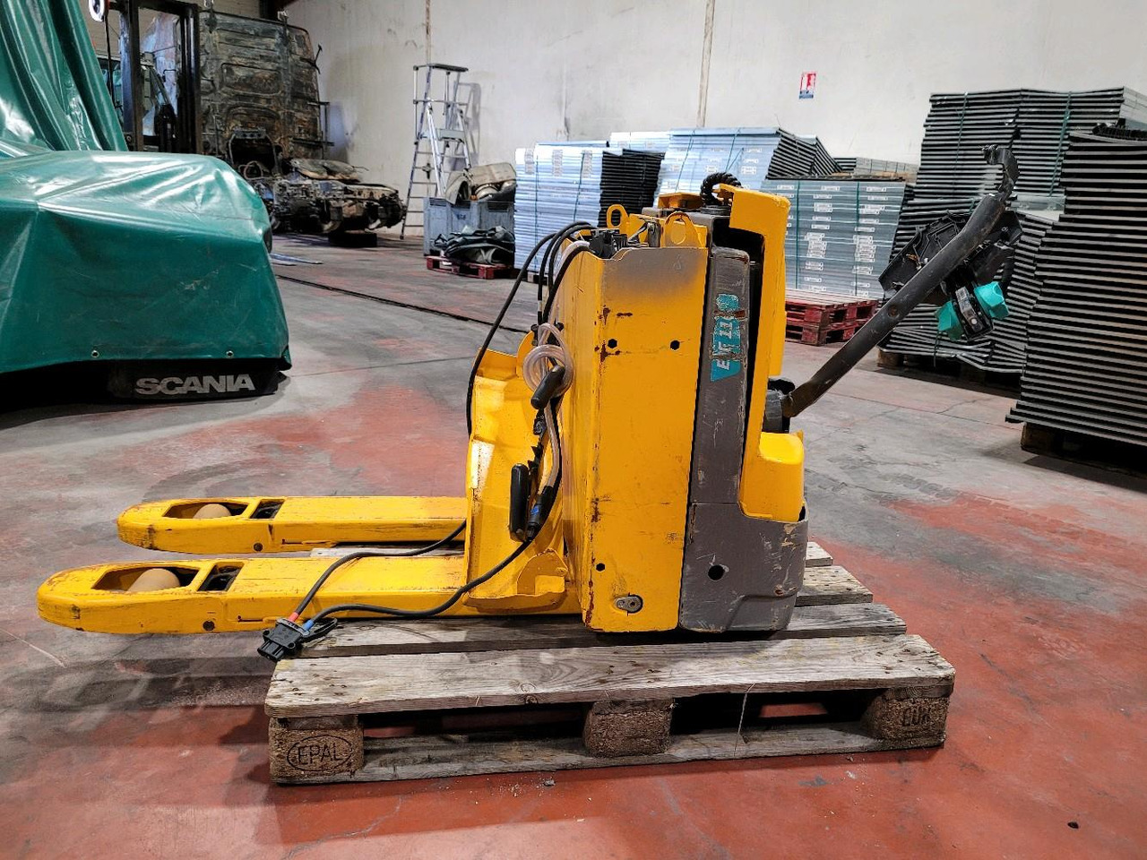 DIVERS EJE 116 - Porta-palete: foto 3 DIVERS EJE 116 - Porta-palete: foto 3