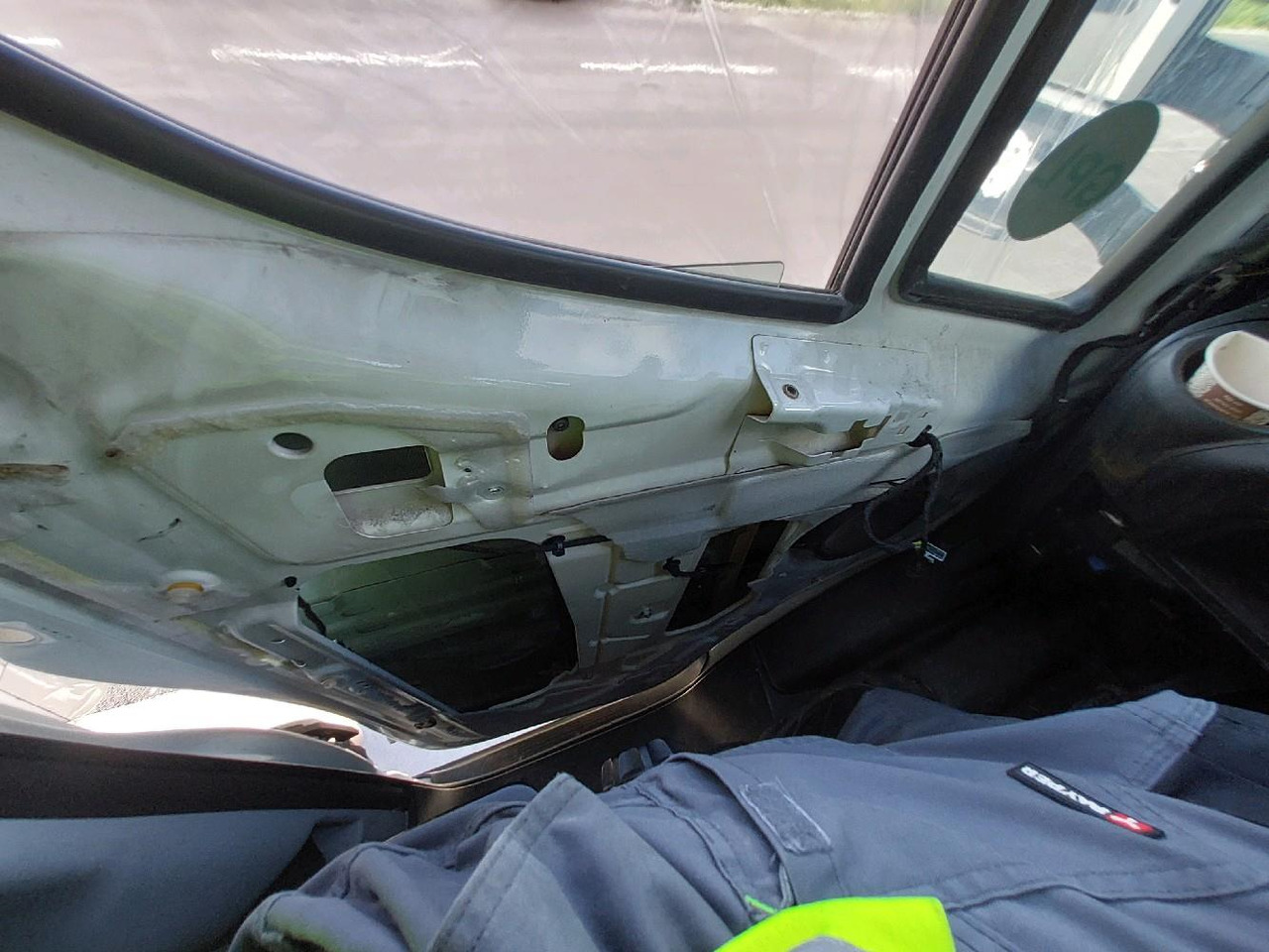 Leasing de IVECO PORTEUR 65C14N IVECO PORTEUR 65C14N: foto 18