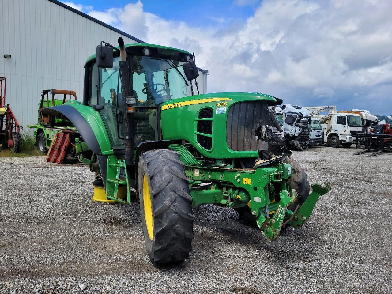 J.DEERE 6630 3.0 V6 Q - Trator: foto 1 J.DEERE 6630 3.0 V6 Q - Trator: foto 1