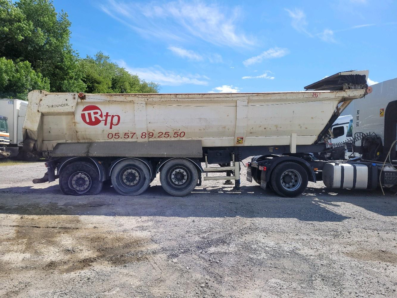 LOUAULT BENNE TP SR39 - Semi-reboque basculante: foto 3 LOUAULT BENNE TP SR39 - Semi-reboque basculante: foto 3